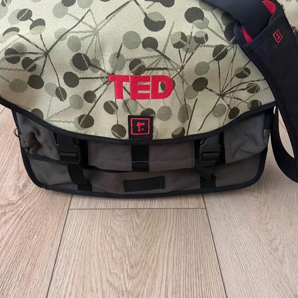 Rickshaw Bagworks TED 2008 Messenger Bag Olive Green Graphic Commuter USA Made
